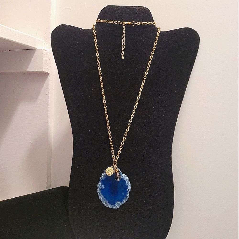 30" Goldtone Necklace & Blue Geode Statement Necklace